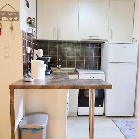 Vivian's Cozy Nei Apartman *