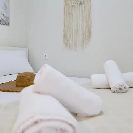Vivian's Cozy Nei